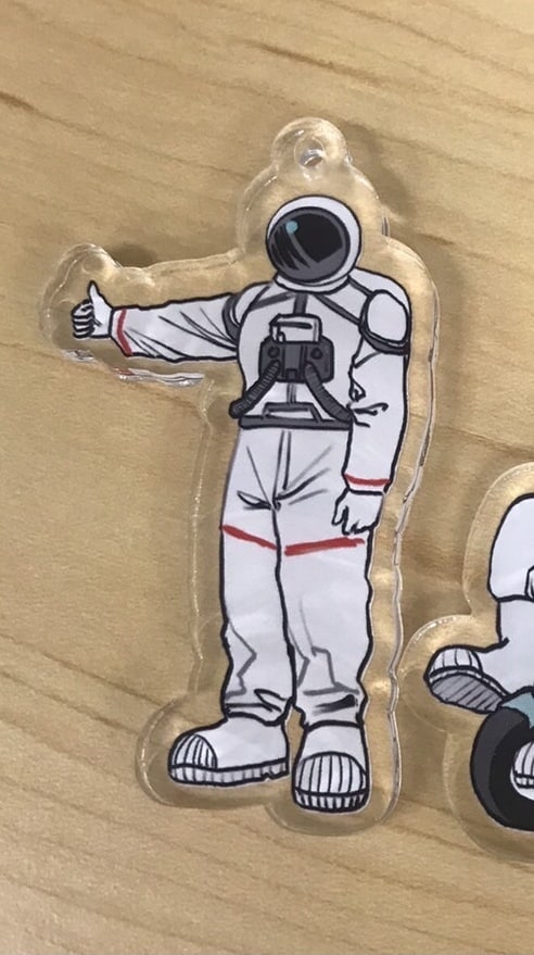 アクリルキーホルダーを販売します 宇宙飛行士のアクリルキーホルダー イメージ1