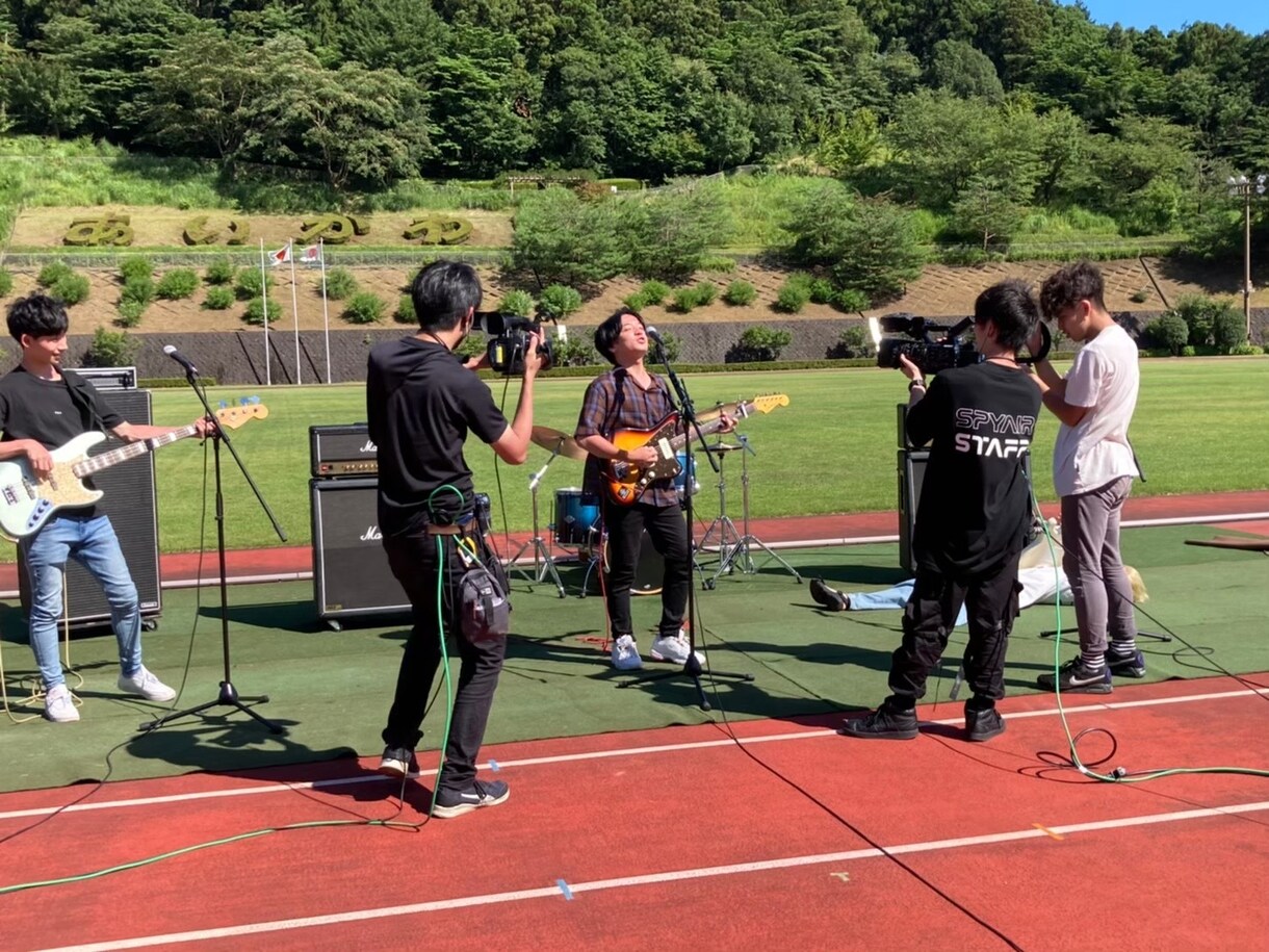 動画で宣伝したい！プロモしたい方をお助けします 法人や企業では高い金額を払って宣伝してる方などをお助けします イメージ3