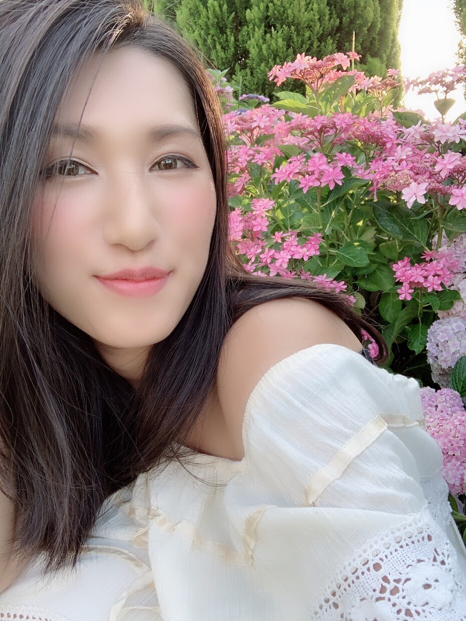何でもお話聞かせて頂きます 自分で自分を愛する力をつけて引き寄せ力をつけて魅力アップ！！ イメージ2