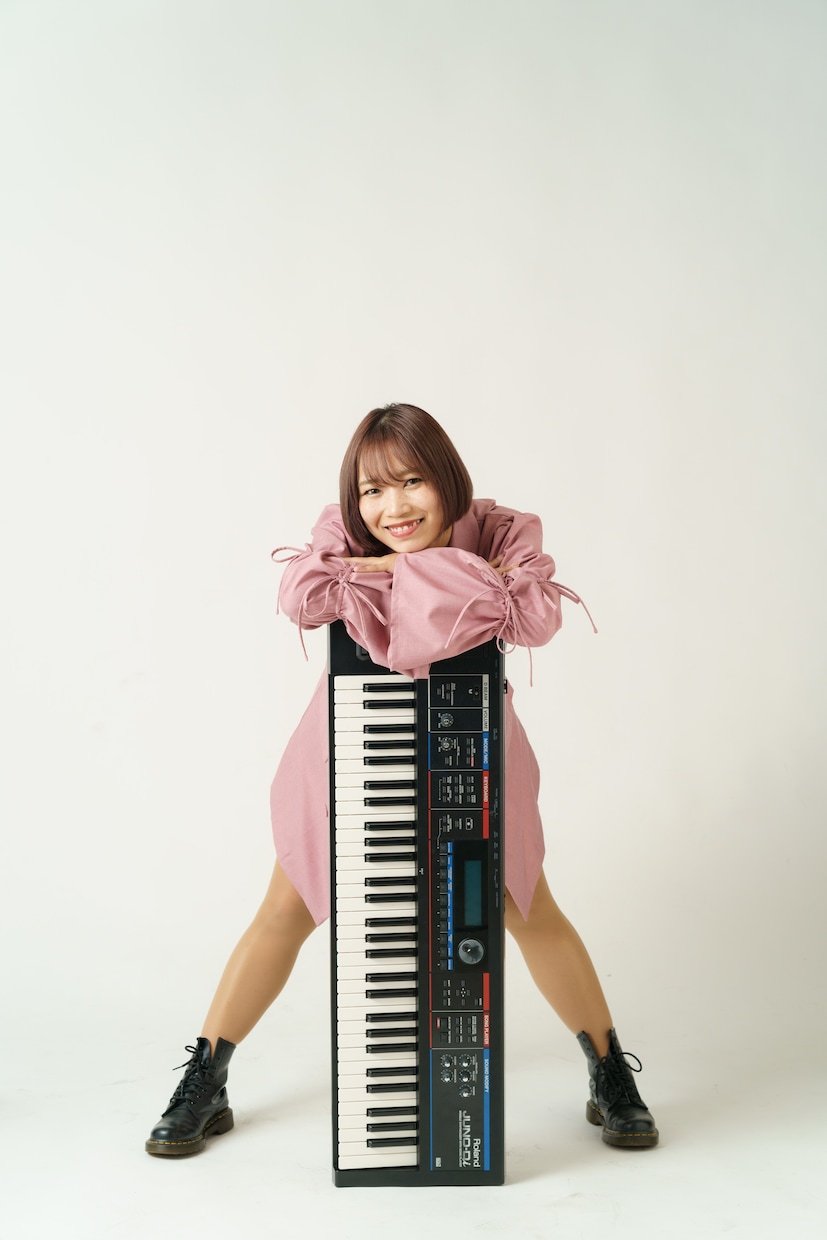 楽曲のコーラスワークやります 相対音感・聖歌隊で鍛えた音感で楽曲を更に輝かせます。 イメージ3