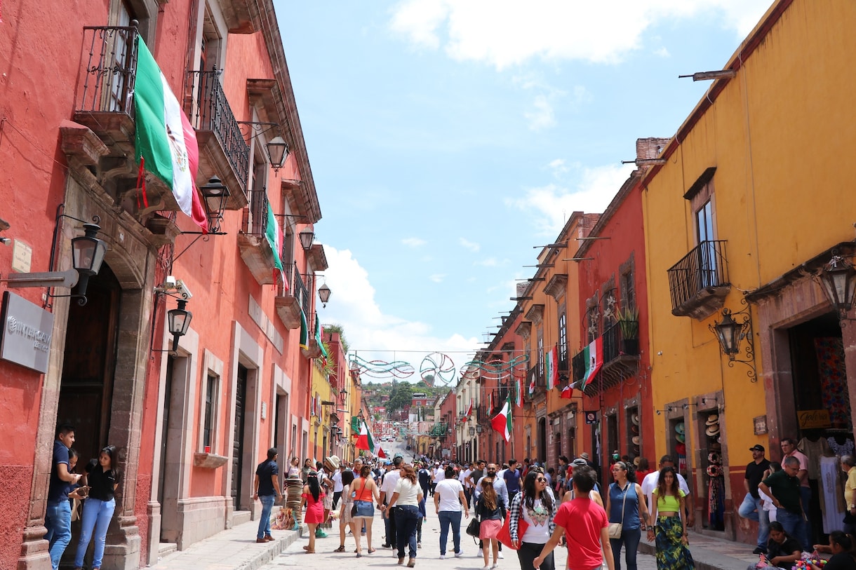 メキシコ・サンミゲルデアジェンデの写真売ります カラフルで陽気なかわいいラテンの町並み・風景あります♪ イメージ1