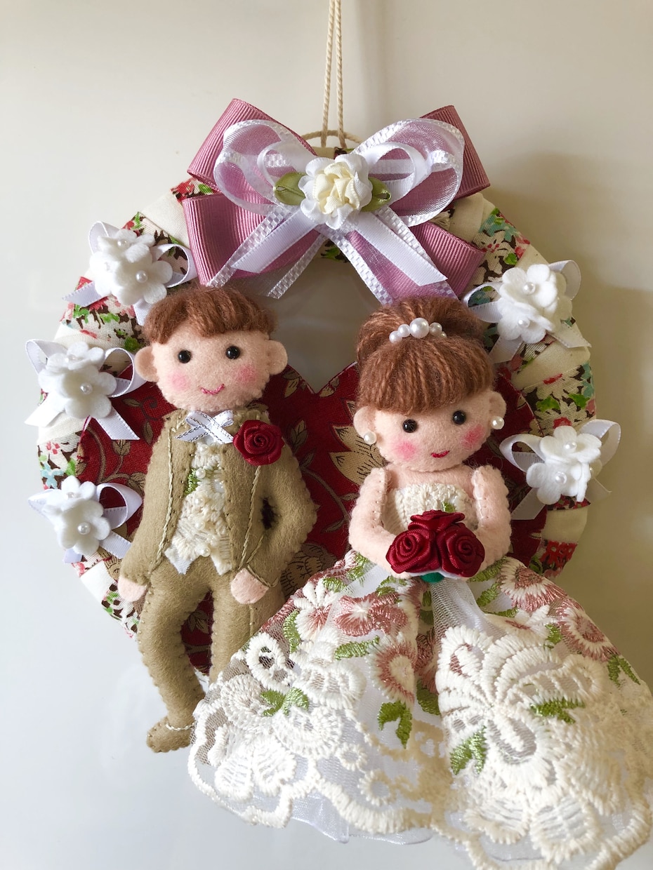 ハンドメイド のウエディングリースを製作します 世界に一つのオリジナルリース☆ あなたを笑顔にしたいです。 イメージ5