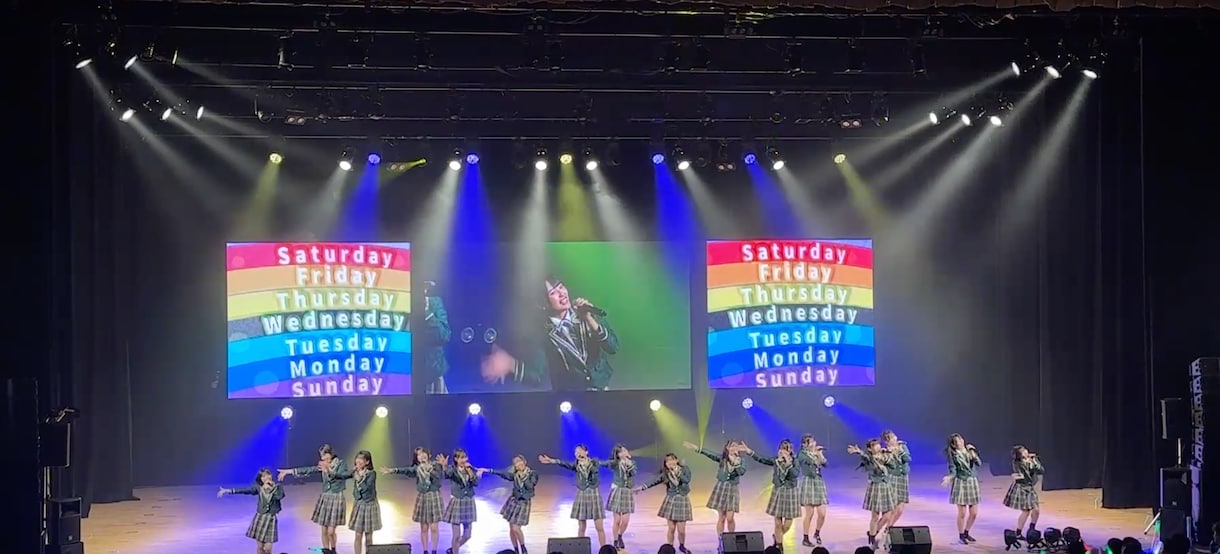 世界観に合わせたリリックビデオを制作します 歌詞を、ただ映すだけじゃない。楽曲の世界観を映像に。 イメージ7