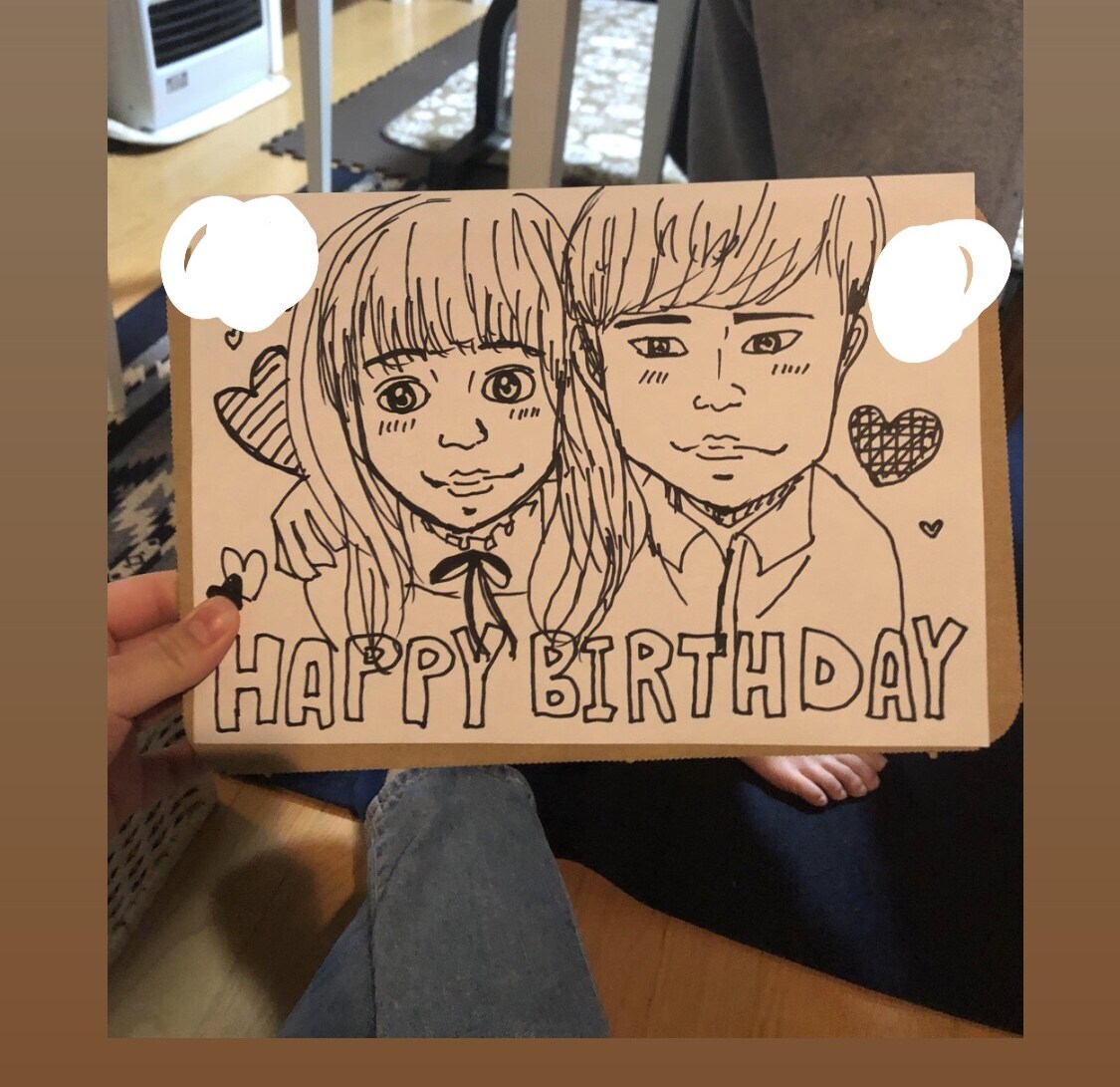 プレゼントなどにおすすめの似顔絵描きます 美人、かっこいいのに似ている絵を描きます。 イメージ2