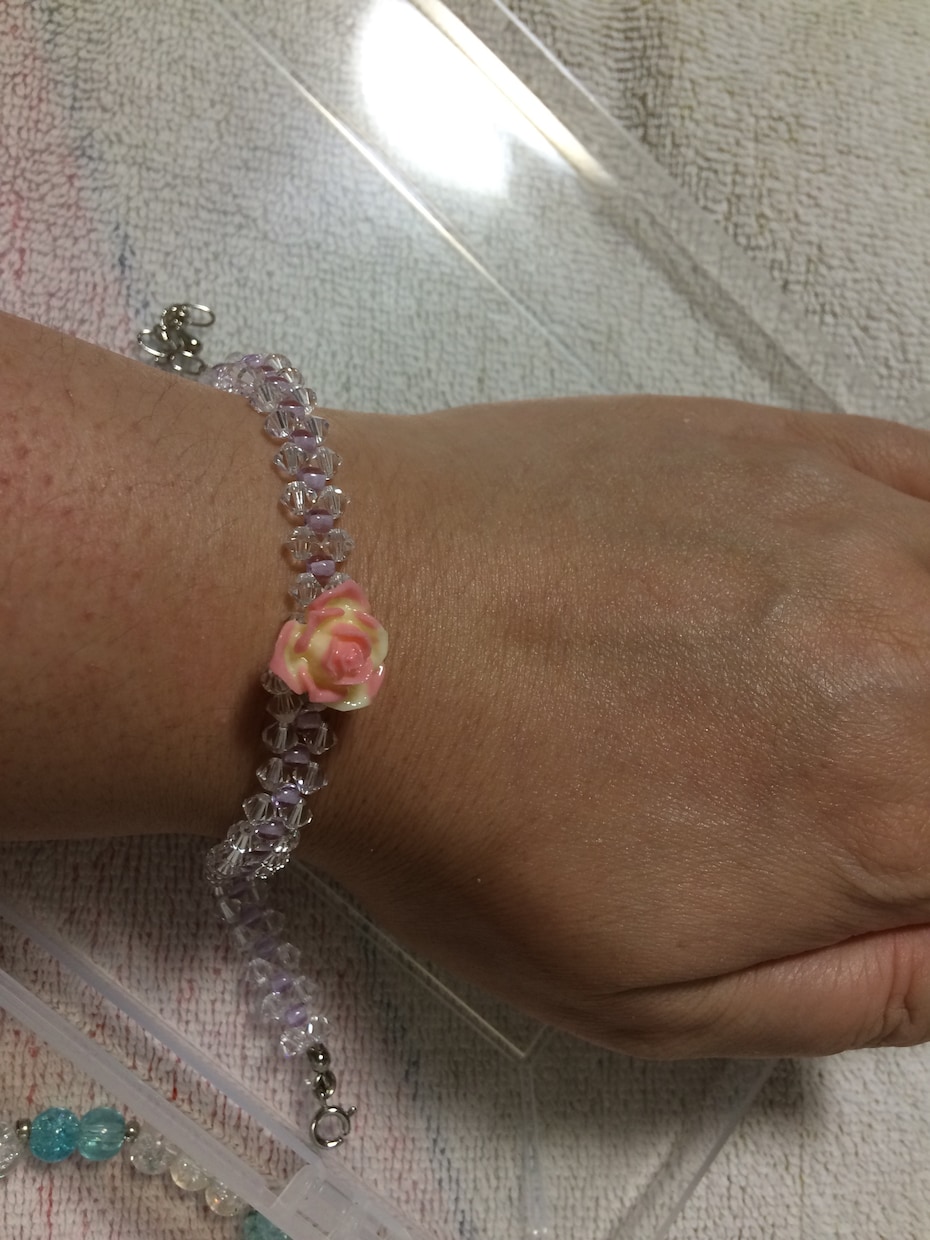 ビーズ&レジンアクセサリー作成承ります 編み込み系のビーズアクセサリーは出来ません。 イメージ1