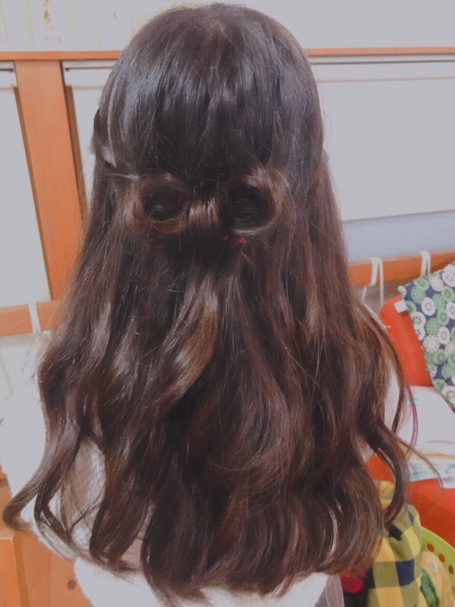 普段からあなたが出来るヘアアレンジ教えます 似合って簡単で自分でできるヘアアレンジを考えお伝えします！ イメージ4