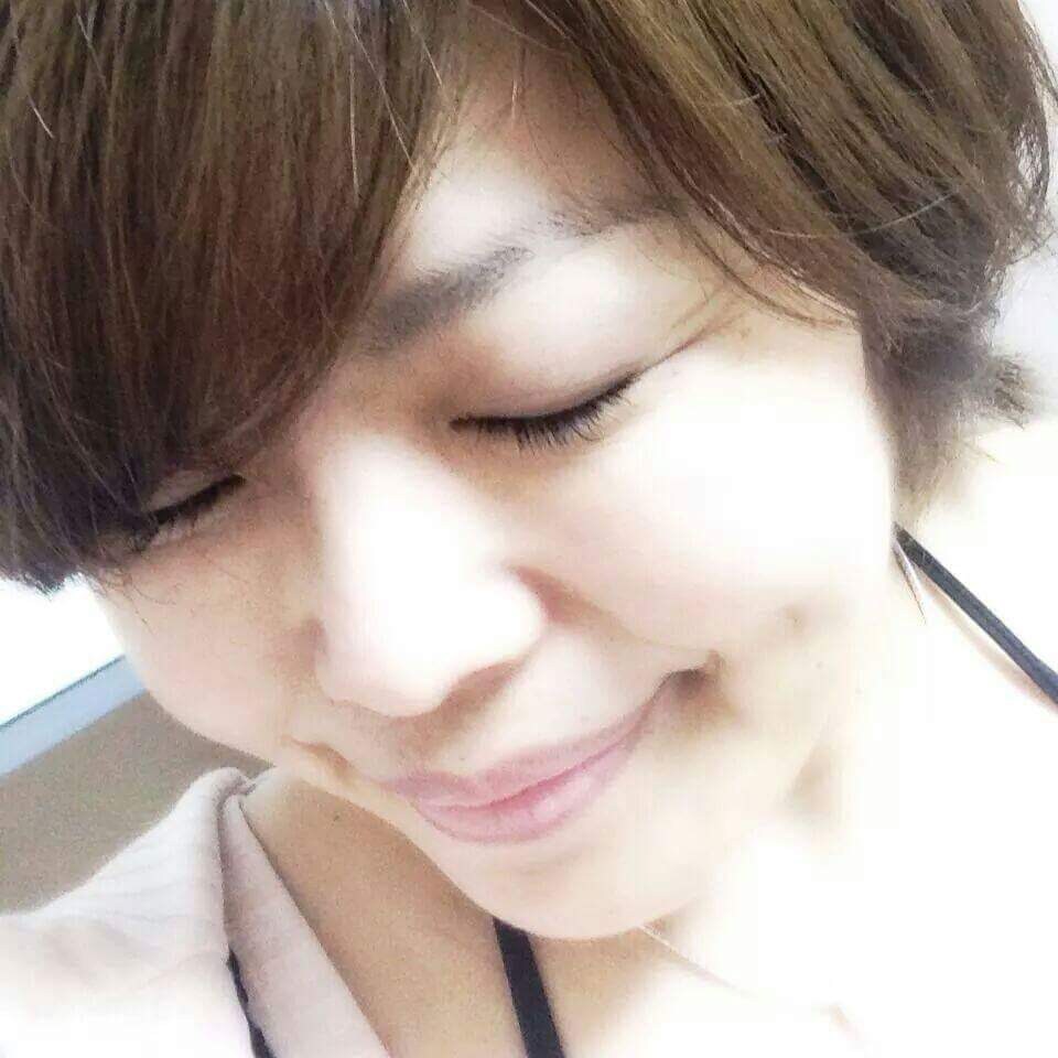 40代スッピンの細胞研究家が肌質にあうコツ教えます 現在使用の化粧品使用でお手入れのコツで肌美人に✴️ イメージ1