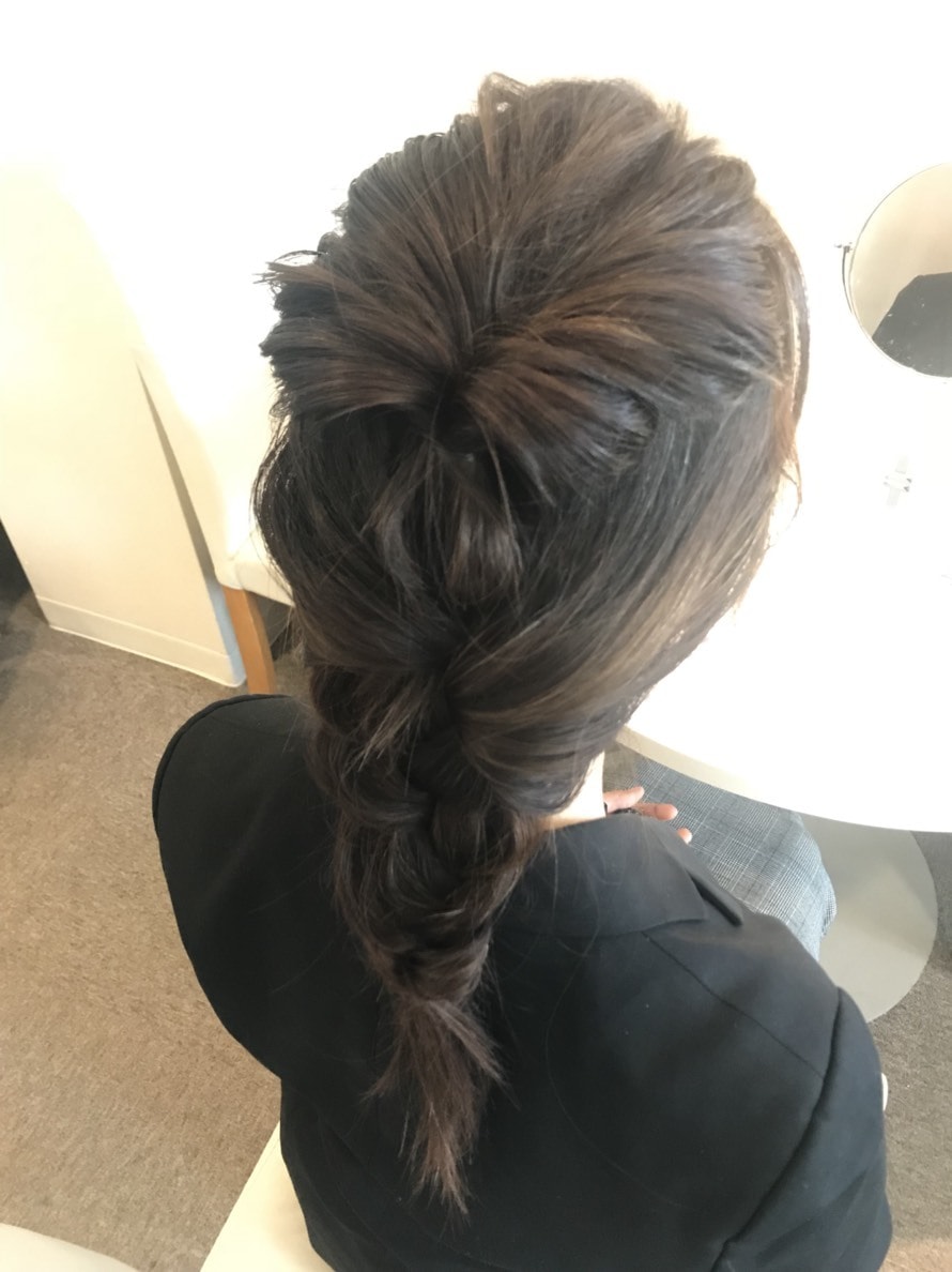 あなたにぴったりなヘアアレンジ3パターン教えます 美容室にヘアセットに行かなくてOK♩お子さんにも◎ イメージ1