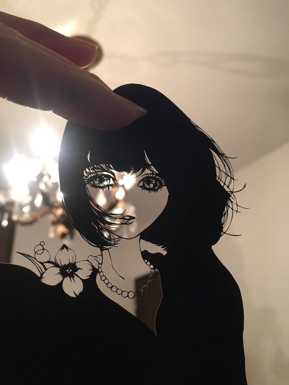 切り絵をオリジナルで制作致します 繊細なラインが魅力の切り絵は、光と影のアートです。 イメージ7