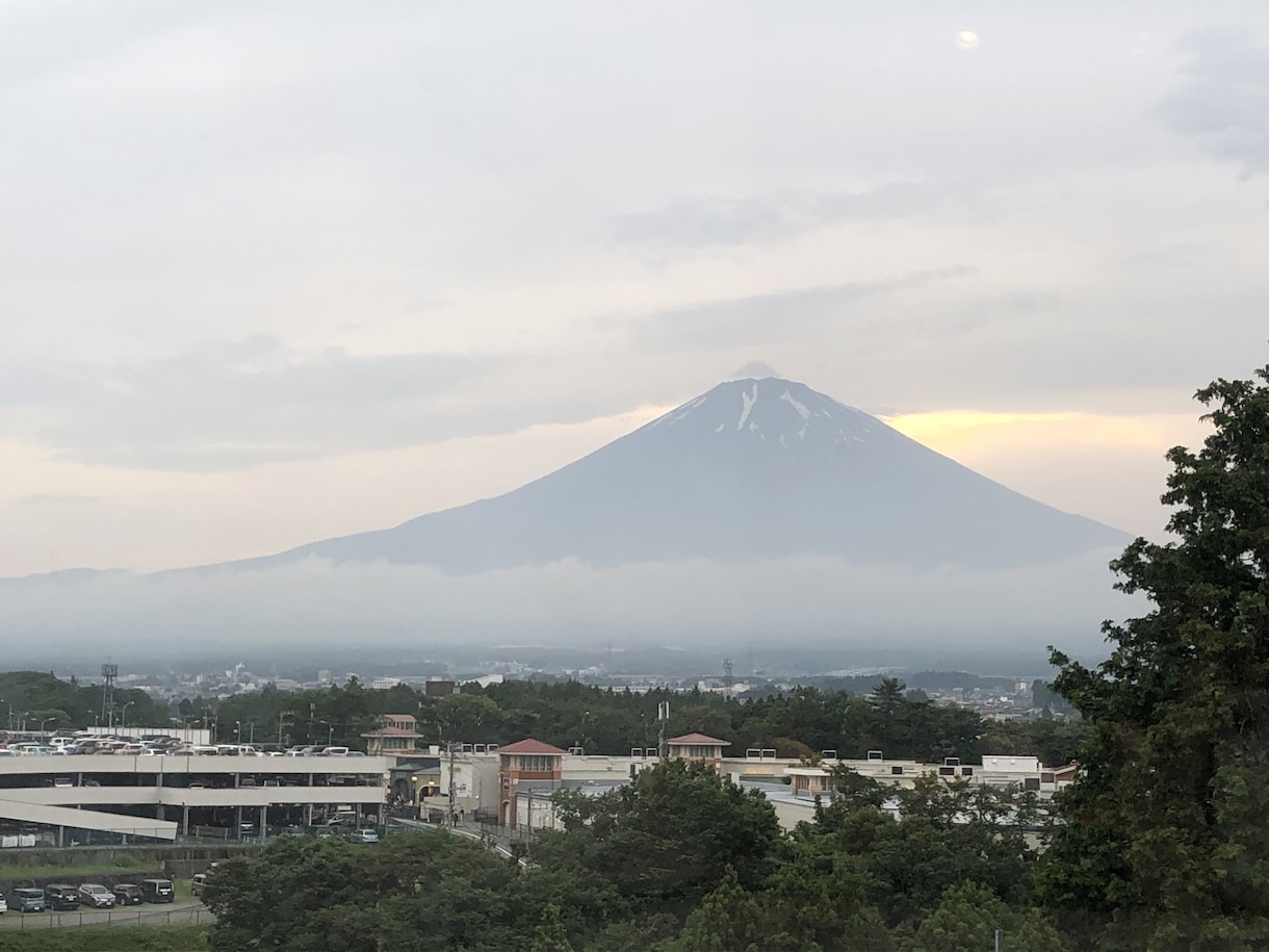 なんでも話してね。なんでも聞きます となりに誰かいてくれたら話せるのに、そう気軽に話してね イメージ1