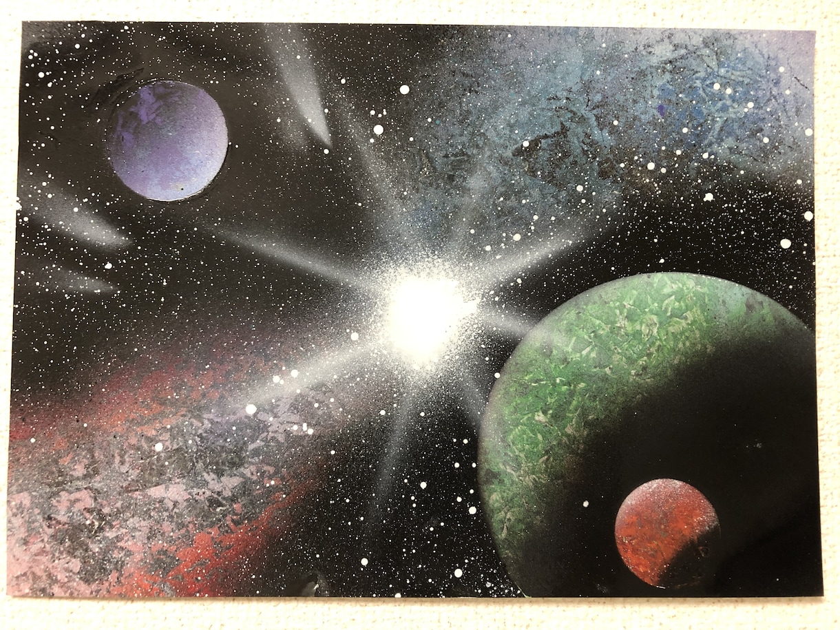 スプレーで宇宙（惑星・星雲）を描きます 駆け出しスプレーアート。原価で大放出(°▽°)