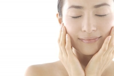 美容鍼灸師の私が提供しているスキンケア方法教えます 年齢肌にお悩みの方が多く来院されています イメージ3