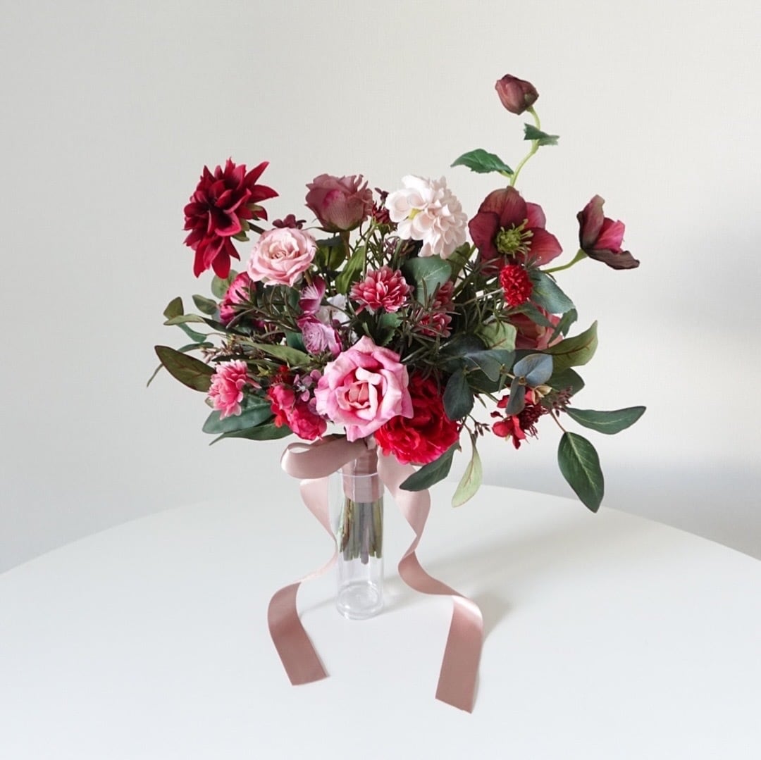 世界に１つだけの造花ブーケ制作します プロがあなたにぴったりのブーケを提案・制作します。 イメージ8