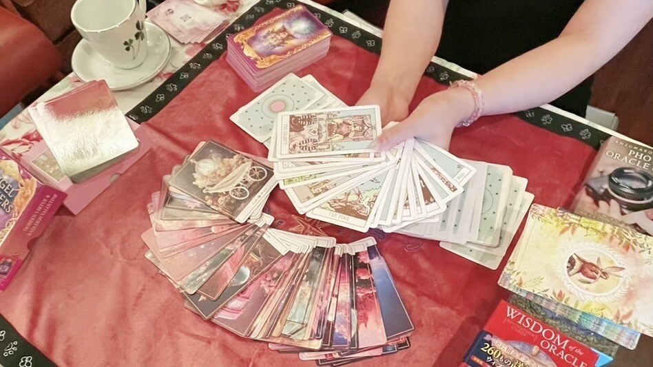 魔女に育てられたタロティスト✴︎細密鑑定いたします モヤモヤ・誰にも話せないお悩みでもお気軽に…詳細に視ます イメージ3