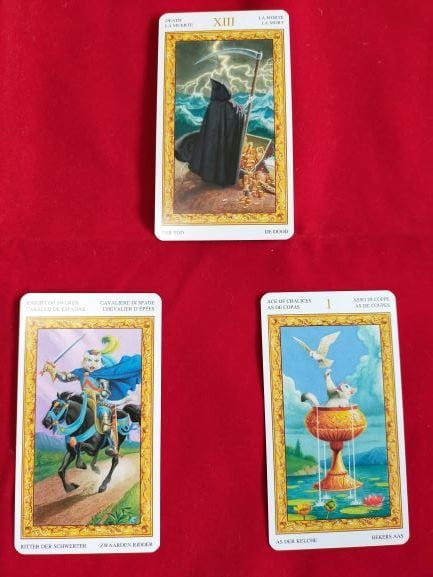 選択に迷ったあなたの背中を押します 岐路に立ったときカードからのメッセージを聞いてみませんか イメージ1