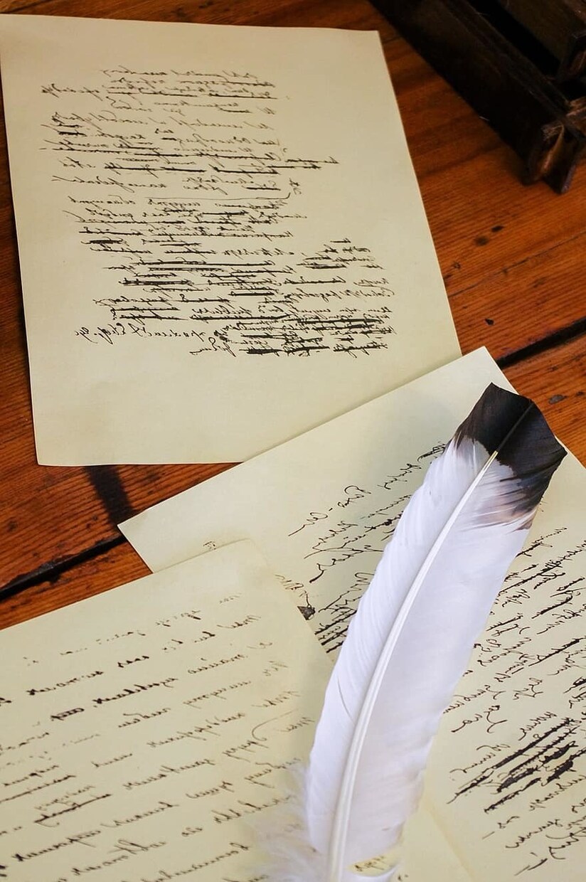 原稿やレポート、論文、申請書を添削しサポートします 文章力は最大級の武器！言葉の力を増幅させたものが文章です！ イメージ1