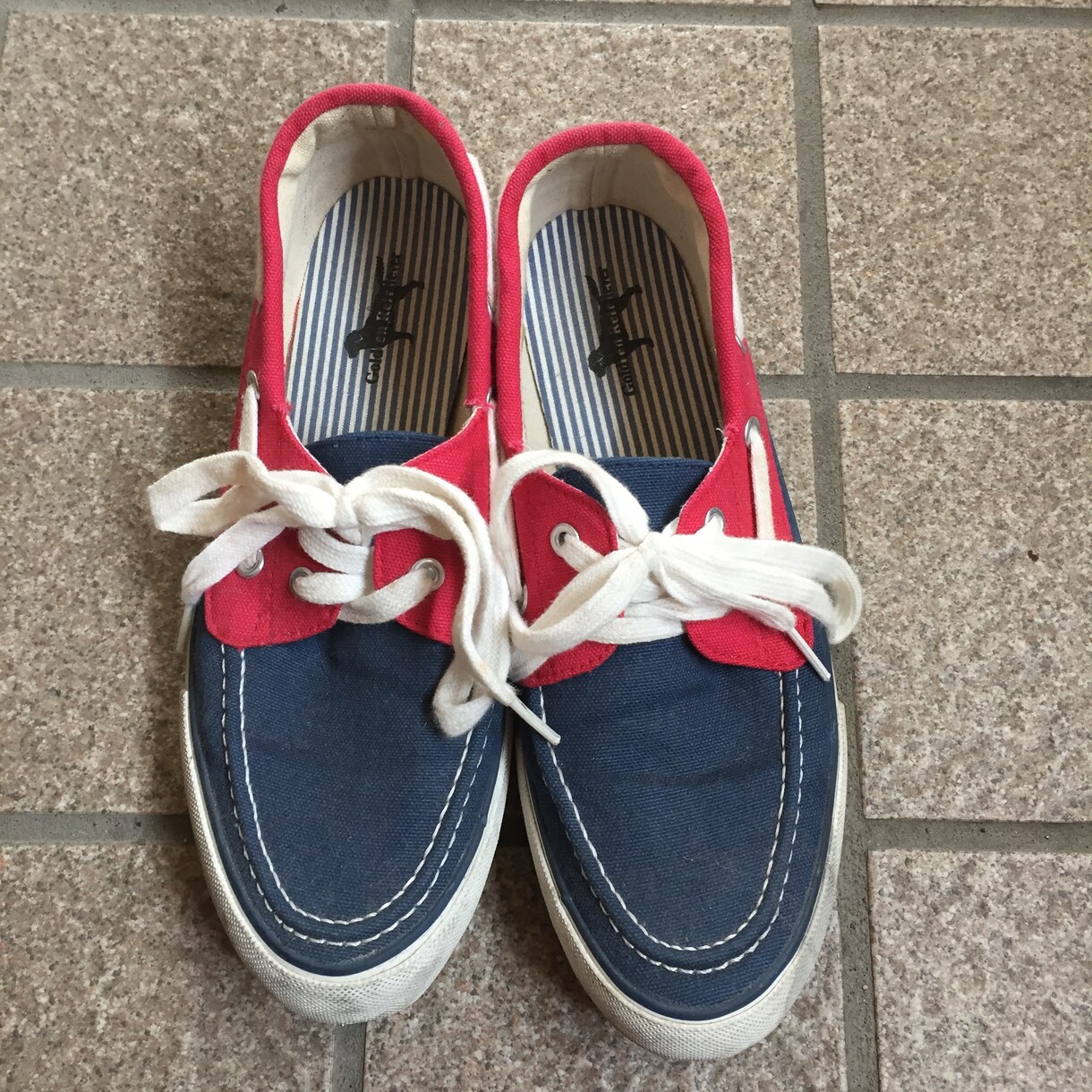 無難な服装ってなんだ？と、思ったあなた！任せてください！街に溶け込むコーディネートおしえます！ イメージ1