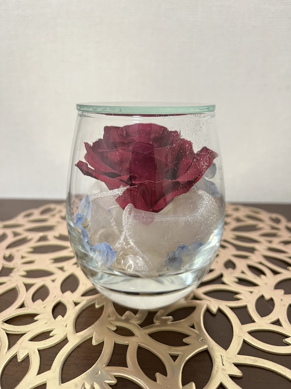 レカンフラワーでオリジナルミニ額をつくります 自然な花色と形が残る新しいドライフラワーを母の日に送ろう イメージ7