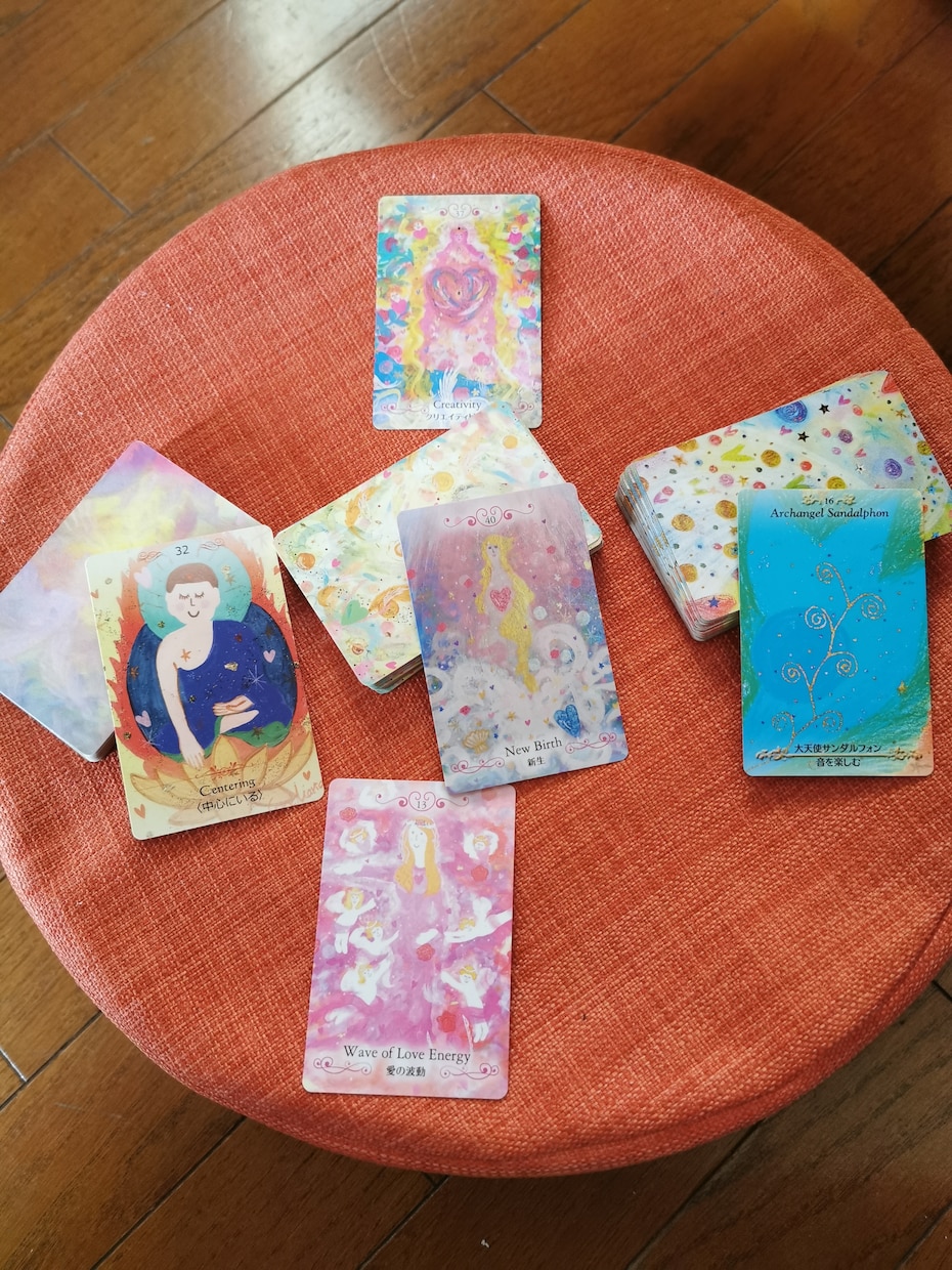子育て中ママさんのオラクルカードリーディングします ５児の母リビングルーム『ハグくまひとみのほっとステーション』 イメージ2