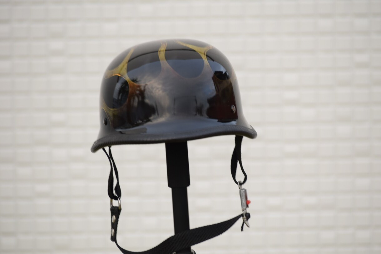 ヘルメット、バイク部品、カスタムペイントします 【表彰経験あり】金属塗装1級技師の塗装職人のカスタムペイント イメージ2