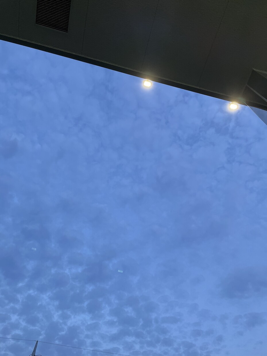 主に空がメインで写真を提供します 。毎日の変化する空をUPします。お気に入りがあれば是非 イメージ8