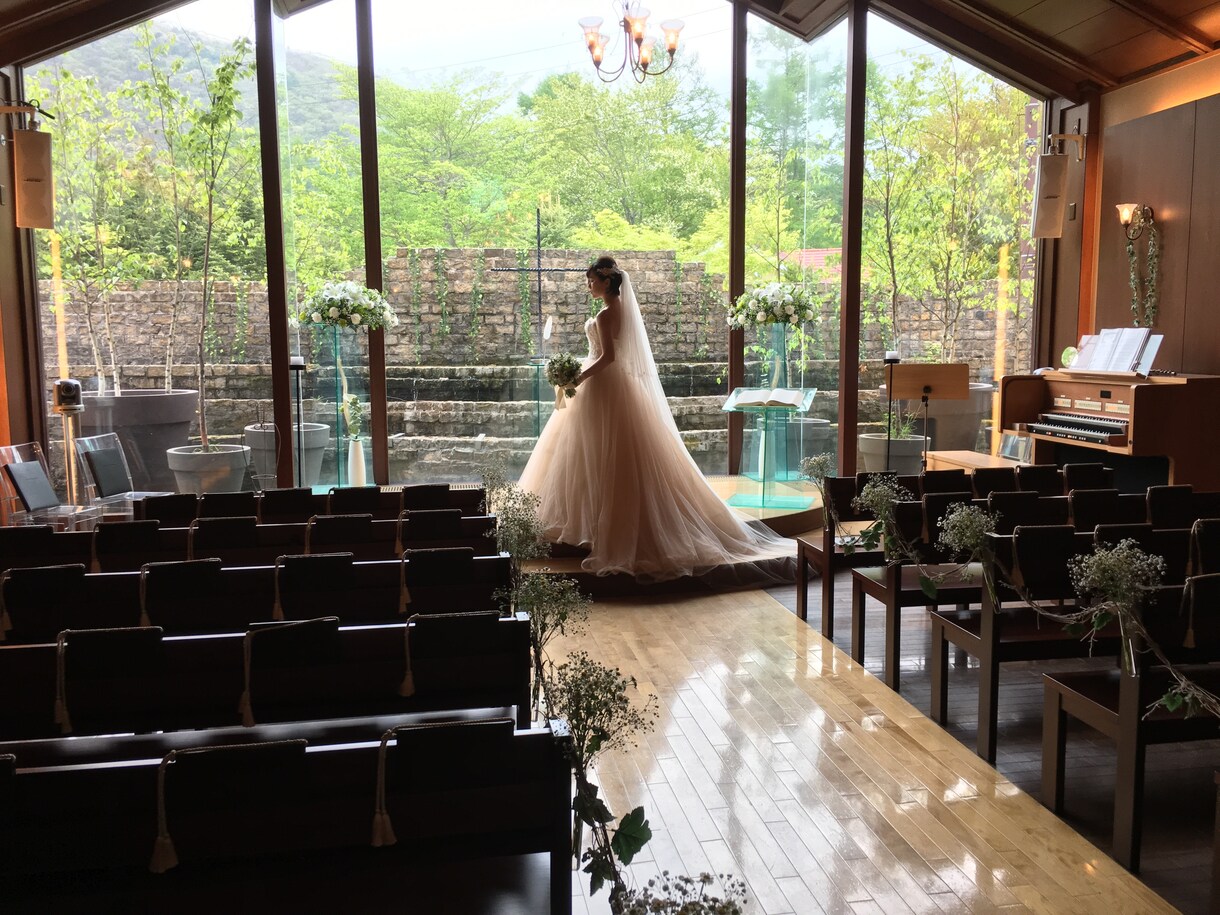 様々な映像や画像を要望に合わせてデザインします イベントや結婚式、チラシなどあなたやりたいを表現致します！ イメージ6