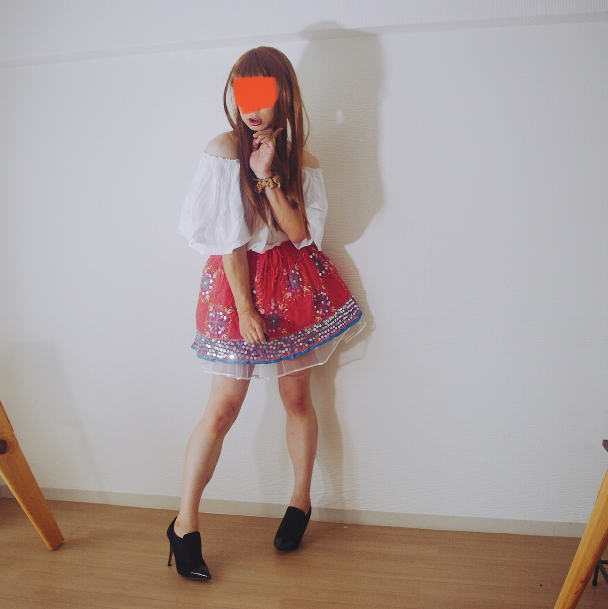 お好みのポーズの女装写真を送ります 数千枚の既存ポーズからご希望のものをご提供します！ イメージ2