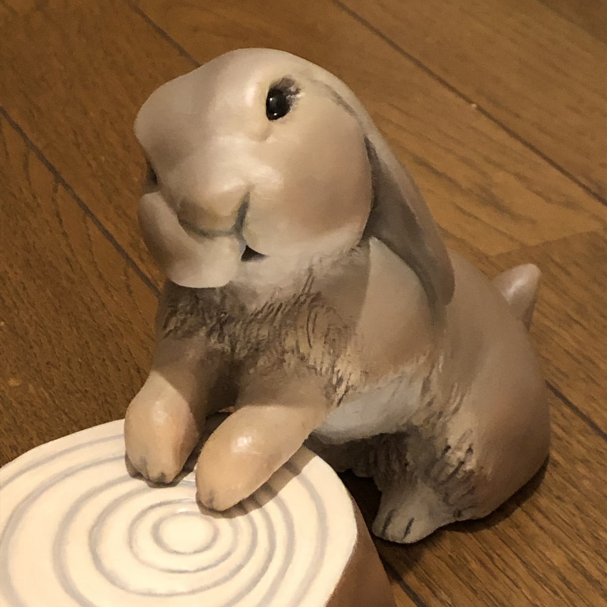 ペットの人形【大】を紙粘土で造ります 飼っている、または飼っていたペットの思い出を形にします。 イメージ6