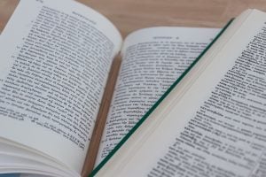 多言語翻訳　承ります 多言語、専門分野翻訳、ネイティブレベル イメージ1