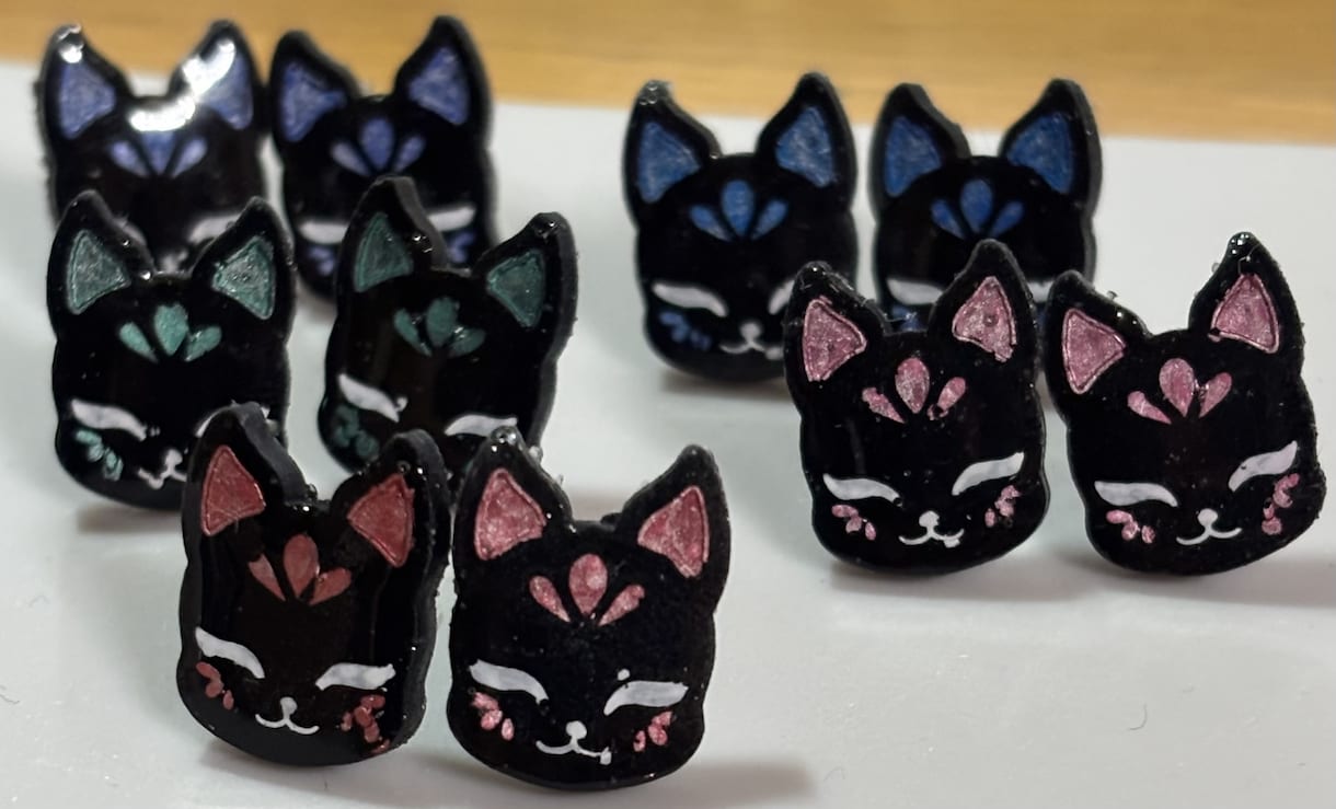 狐のイヤリング、ピアスお作りします 白狐か黒狐のイヤリング、ピアスはいかがでしょうか？ イメージ2