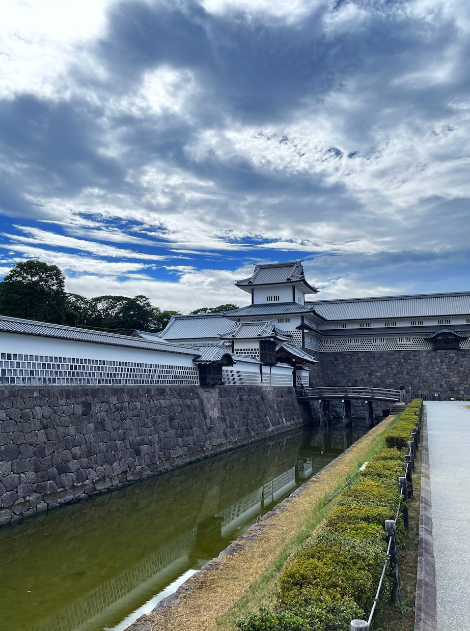 魂結び霊導鑑定で《本質の輝きと宿命》を霊視します 迷い続けた占いの果てに疲れた心へ──魂が選ぶ真実の未来を イメージ8