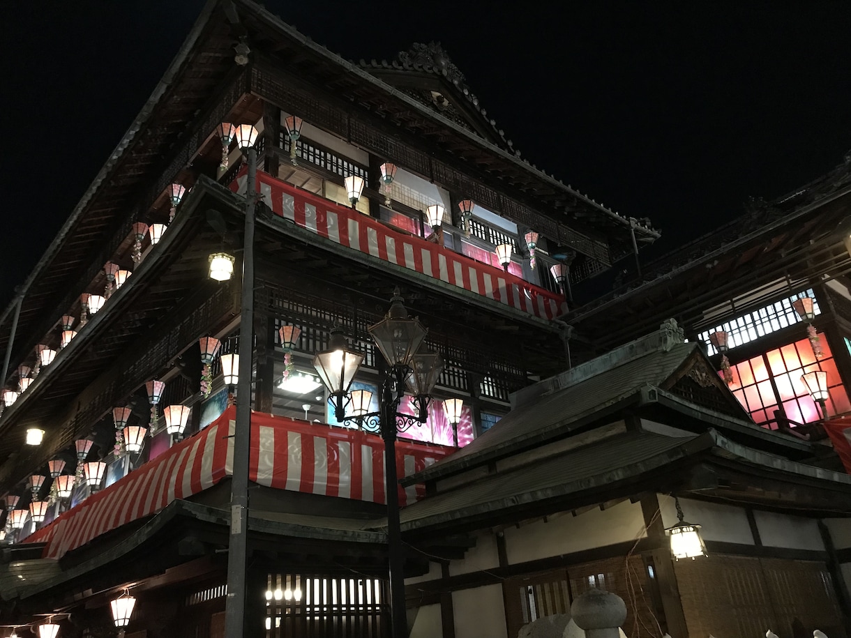 松山市内、また周辺地域の観光のお手伝いいたします お城に興味ある方、現地で俳句を楽しみたい方オススメ致します。 イメージ5