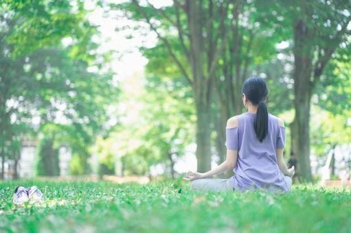 瞑想レッスンで、心や身体と向き合う時間を作ります 自分の本音が知りたい。周りに振り回されず、自分軸で生きたい。 イメージ3