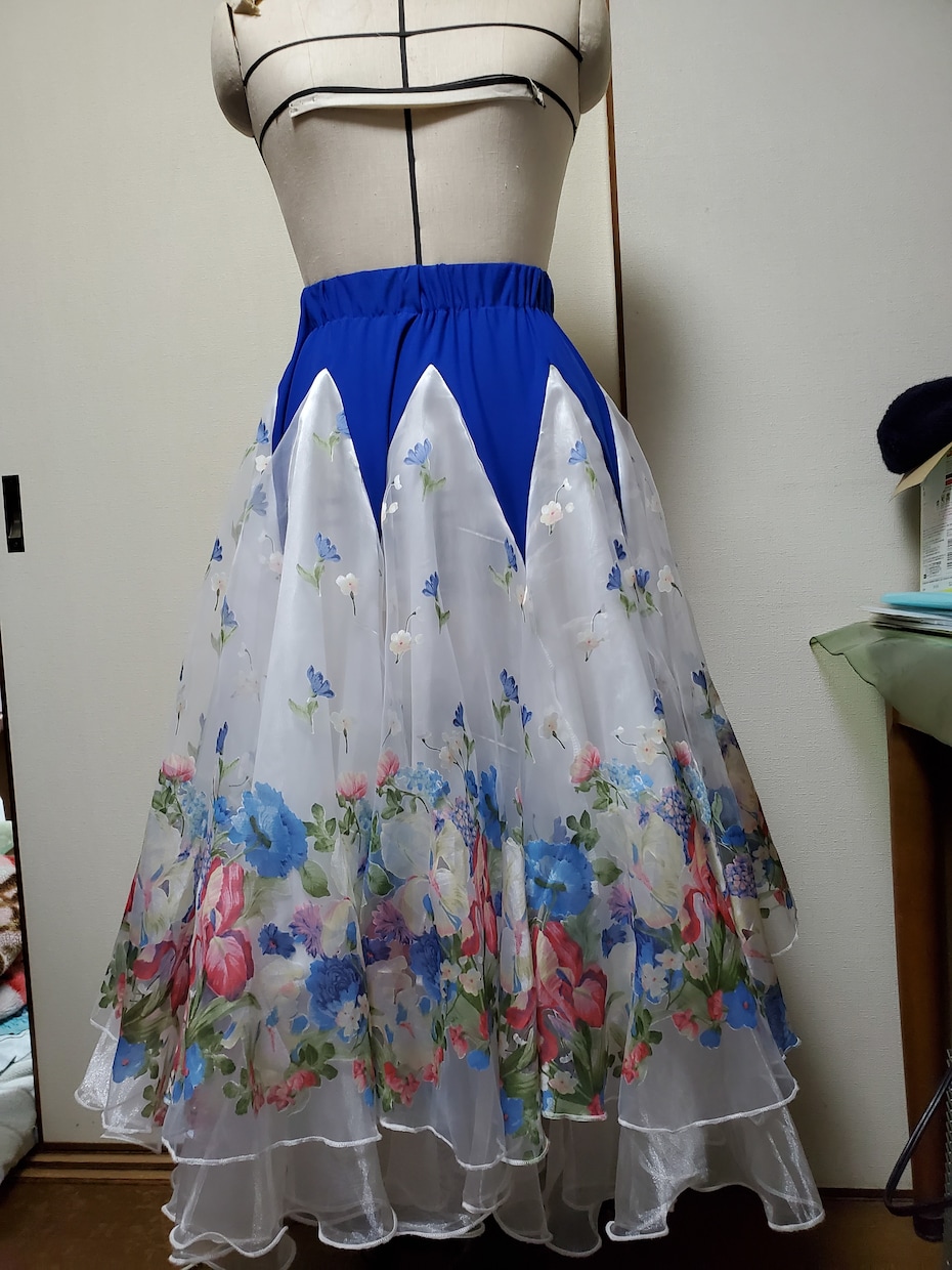 洋服のお直し、リフォームします 丈直しやウエスト出し、詰め