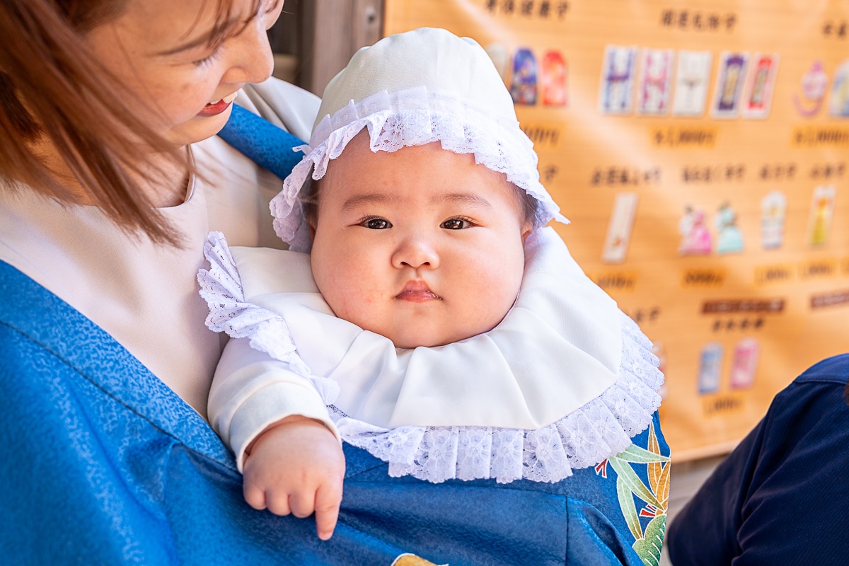 産着無料レンタル！帽子、スタイも付きます スライドショーも無料です。産着の着付け、お任せください！ イメージ3