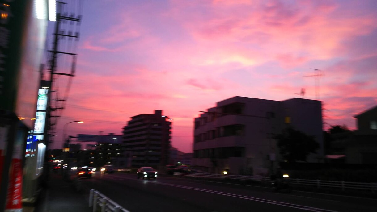 短時間OK。長時間OK。お話し相手になります 悩み事や、ご相談、電話であなたに笑顔を届けます。 イメージ3