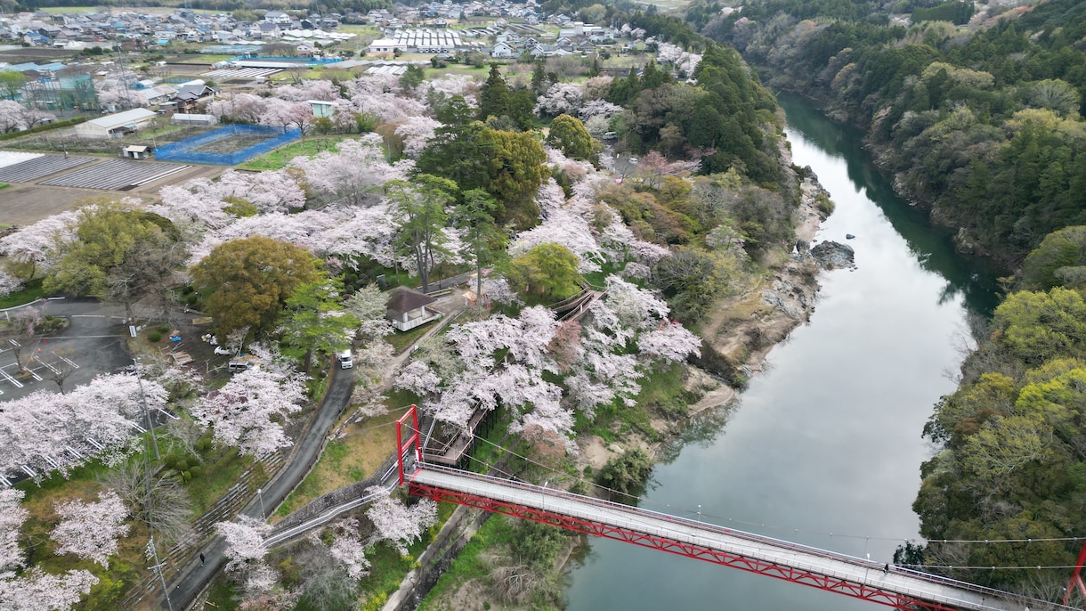 PVやPR動画制作に！愛知発ドローン空撮承ります 国家資格あり!４K映像！法令遵守！低価格！！代行撮影致します イメージ3