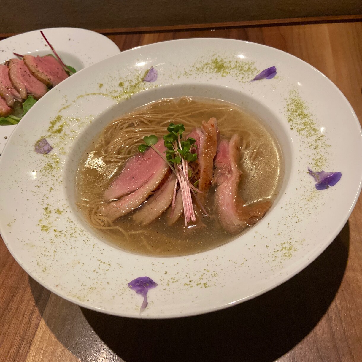 めっちゃおいしいごはん屋さん教えます どこかおいしいお店で食べたいけど、どうしようと悩んでる方へ。 イメージ3