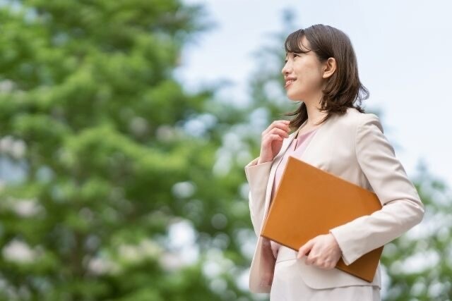 40代50代転職・再就職応募書類作成手伝います カウンセラー歴15年。納得いくまで親身にフォローいたします！ イメージ1