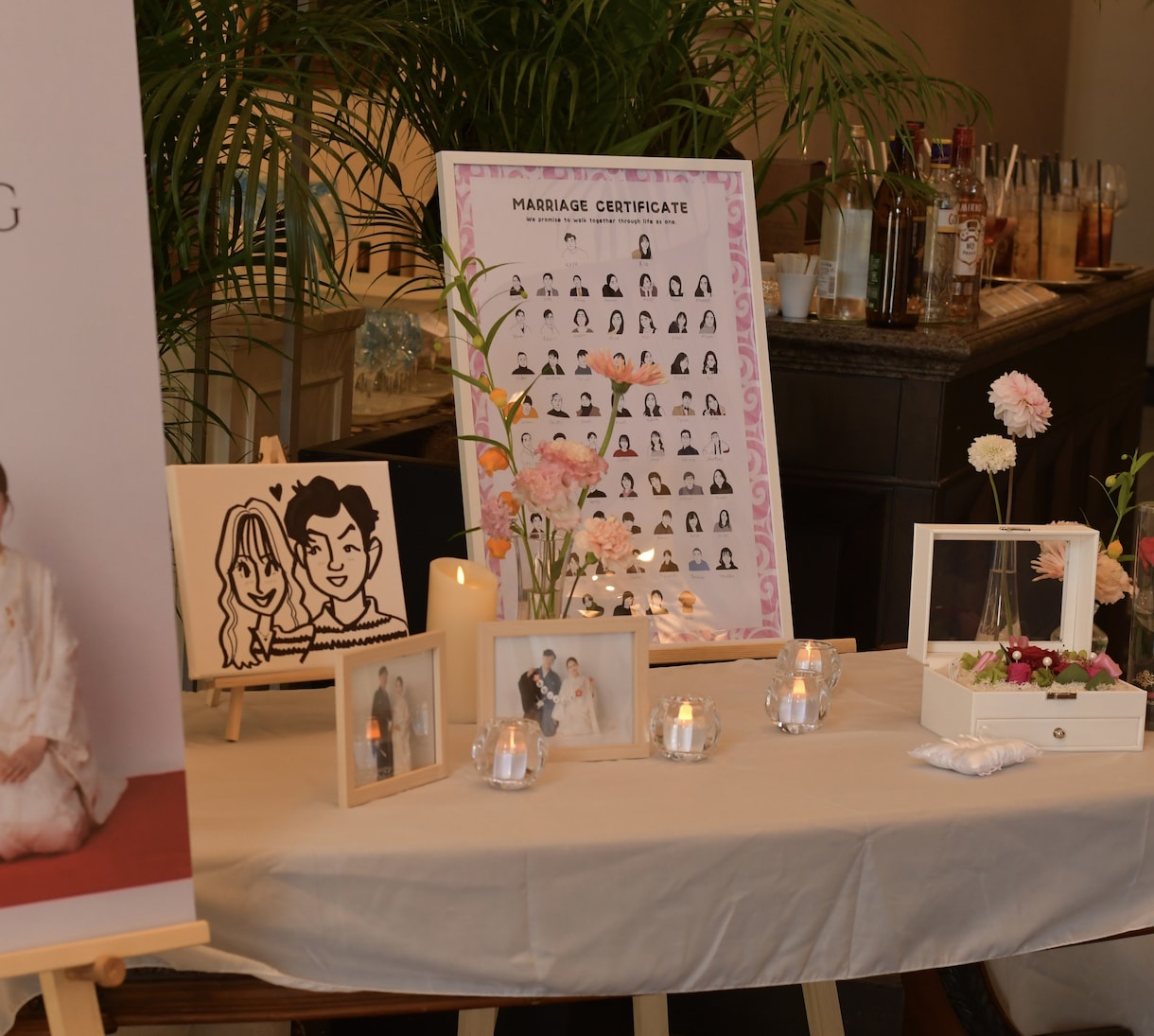 ゲスト様と作り上げる似顔絵結婚証明書を作成します ゲスト様が似顔絵にサインして完成する似顔絵入りの結婚証明書 イメージ5