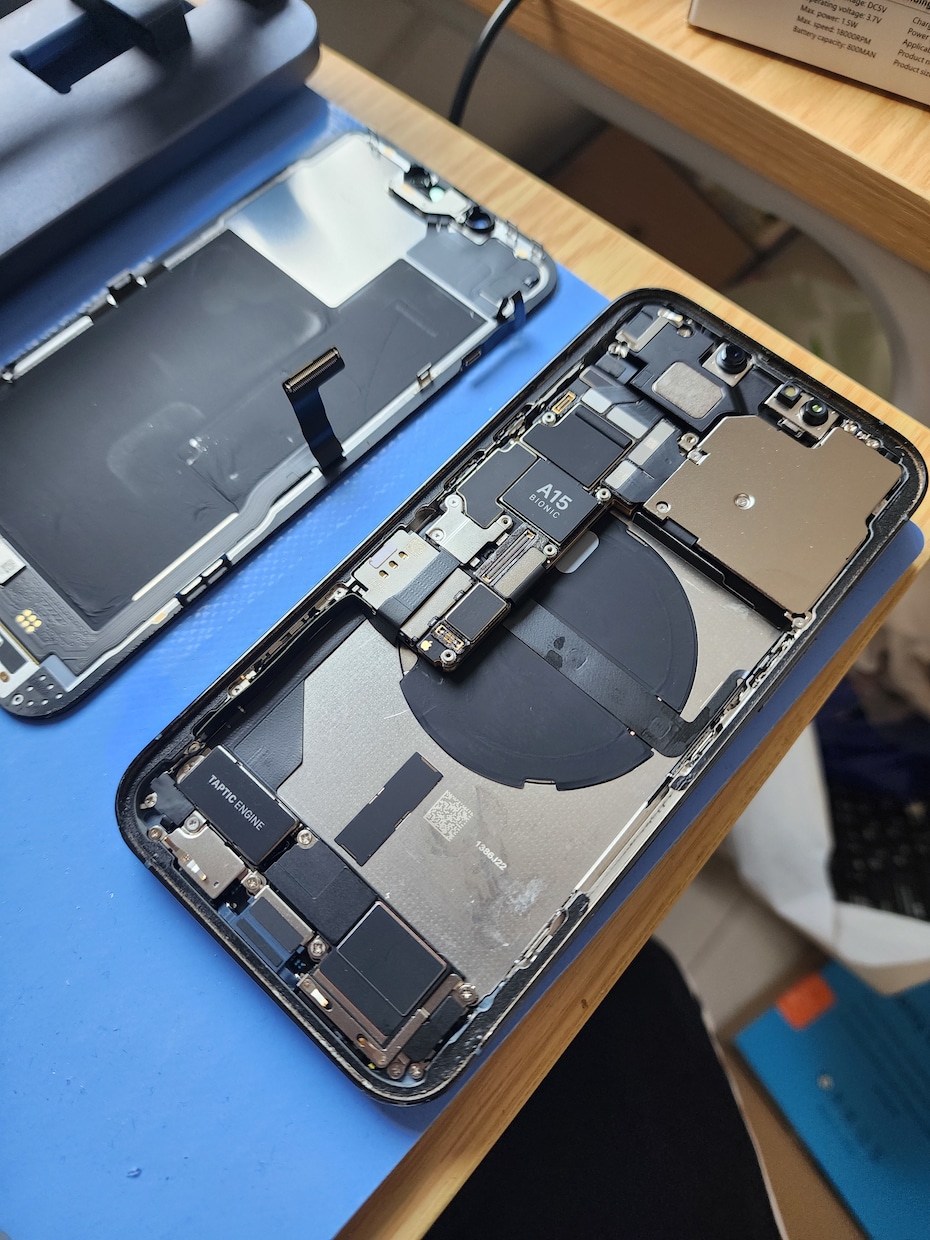 iPhone.iPad.Mac直します スマホ、タブレット、ノートパソコン、ゲーム機全て修理 イメージ1