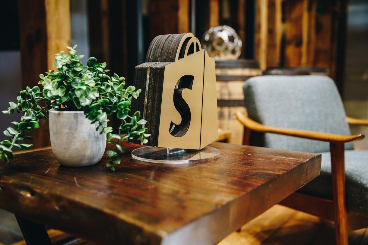 Shopifyでサイト制作します 今だけの限定価格でのご案内です イメージ8