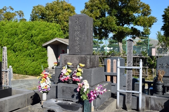 お墓参り行きましたか？ご先祖様へのお参り代行します ご先祖さまの寂しさを少しでも減らすお手伝いを致します イメージ2