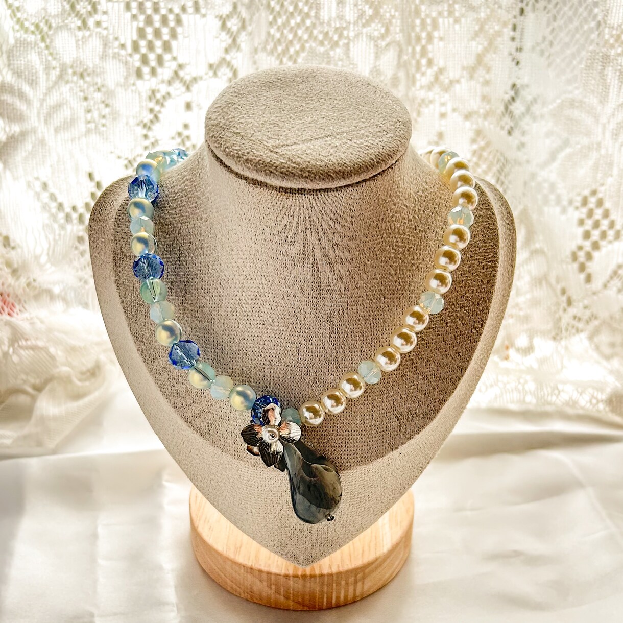 女性にときめき彩りオリジナルアクセサリーを届けます オリジナルアクセサリー、パール・レジン・パーツなど使用 イメージ5