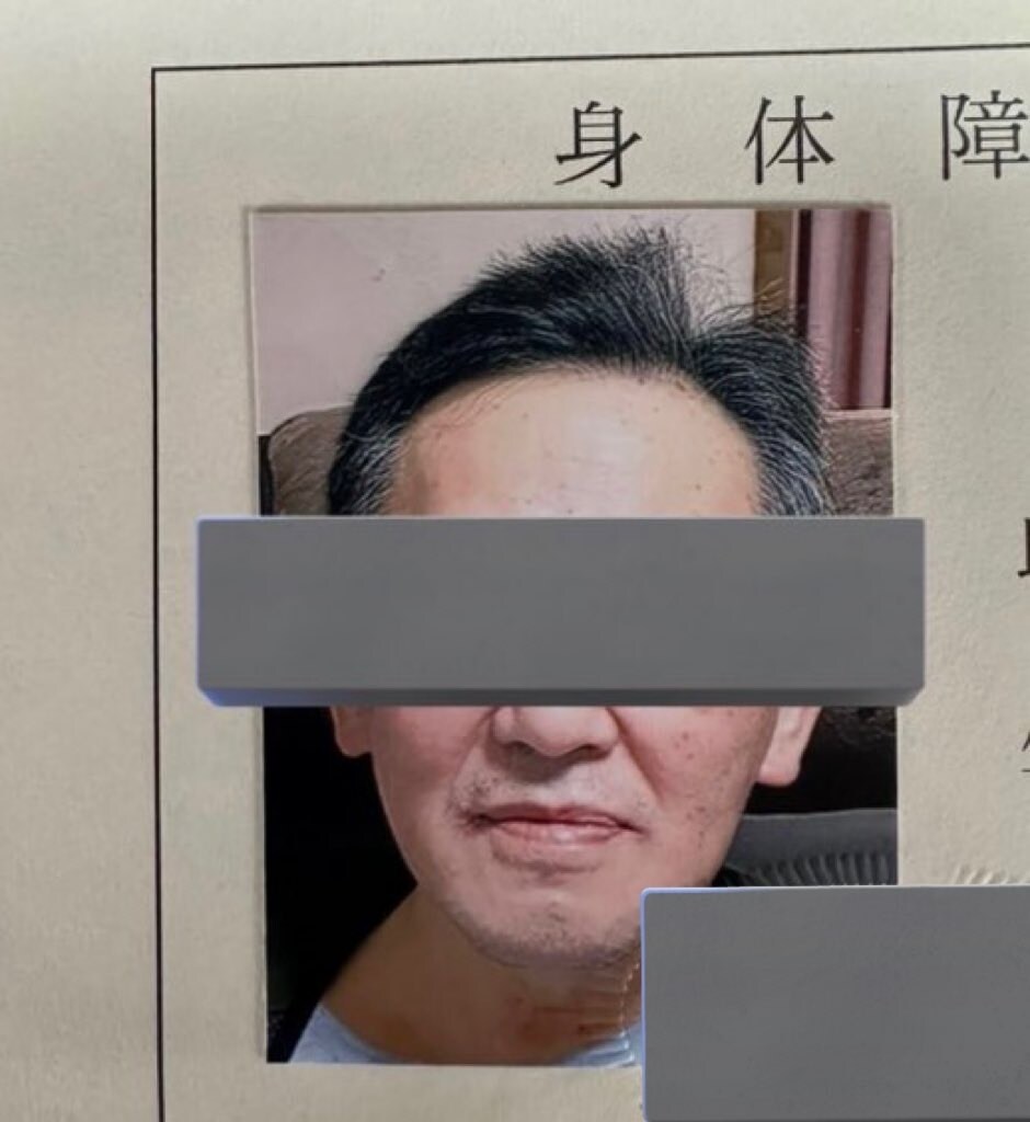 合成遺影作成します 免許証等の各種証明写真から自然な遺影作ります イメージ3