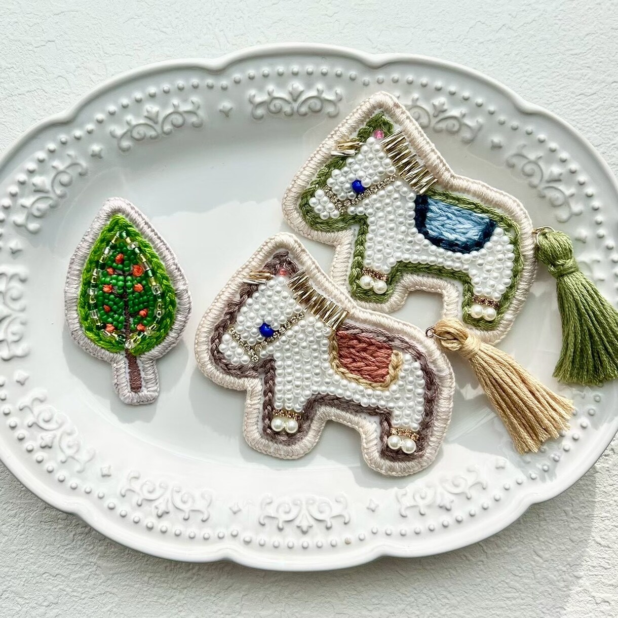 大切な【うちの子】ビーズ刺繍ブローチを制作します やさしい雰囲気で、世界にひとつのブローチをお作りします イメージ8