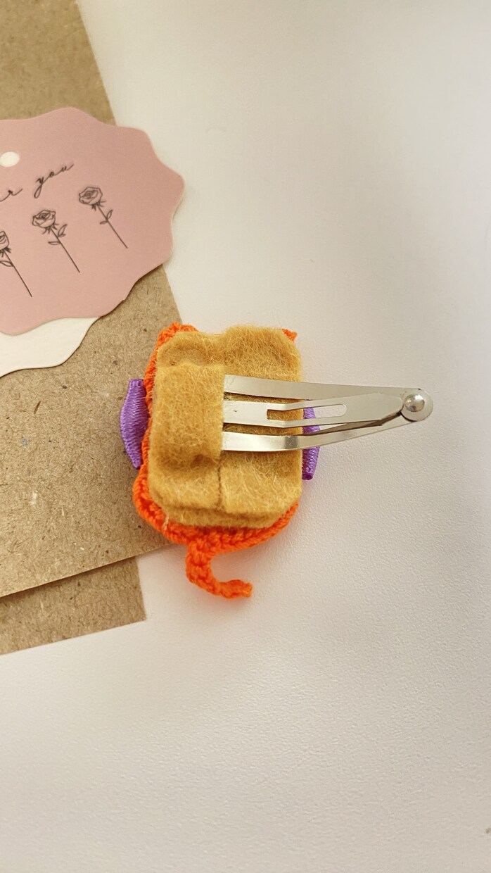 ねこちゃん形のヘアアクセサリーをお作りします 大好きなねこちゃんをすぐそばに！あなただけのアクセサリーです イメージ6