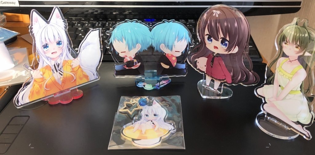 商用デフォルメイラストをお描きします イベントやプレゼントに使用できるアクキーイラストを制作します イメージ3