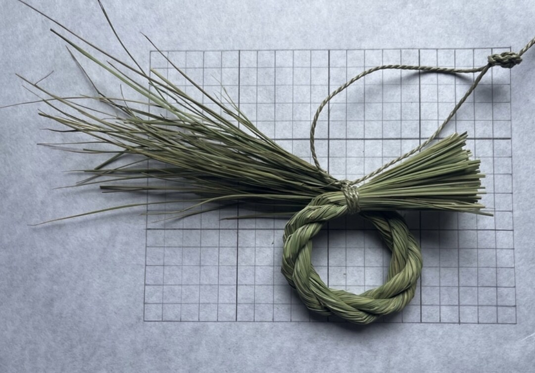 しめ縄をお好きなサイズにお作りします 直径3cm〜15cmほどの可愛いサイズはどうですか？ イメージ1