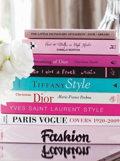 英語のファッションコラム和訳します 海外のファッション業界に興味がある方 イメージ1